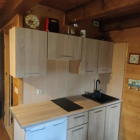 Niezapominajka Jura Сasa de vacaciones Niegowa